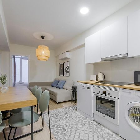 Cool Apt Para 9Pax En Plena Plaza De Chueca マドリード エクステリア 写真