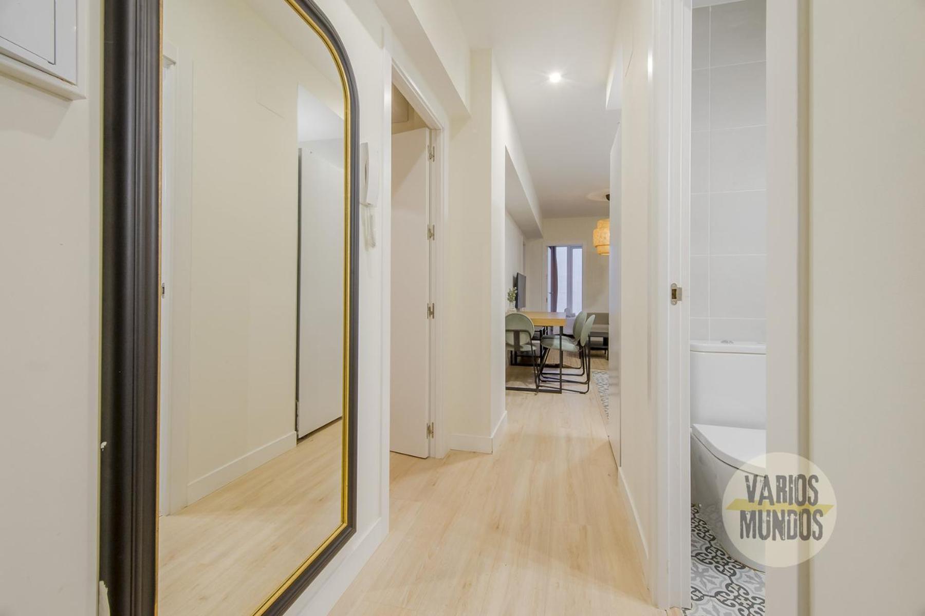 Cool Apt Para 9Pax En Plena Plaza De Chueca マドリード エクステリア 写真