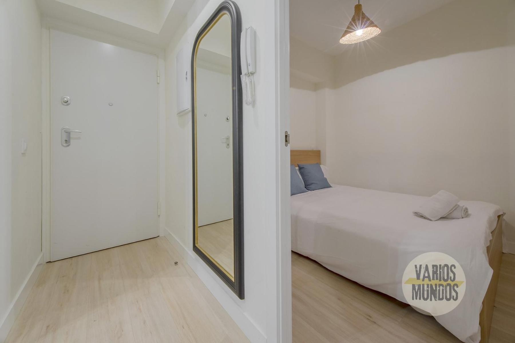 Cool Apt Para 9Pax En Plena Plaza De Chueca マドリード エクステリア 写真