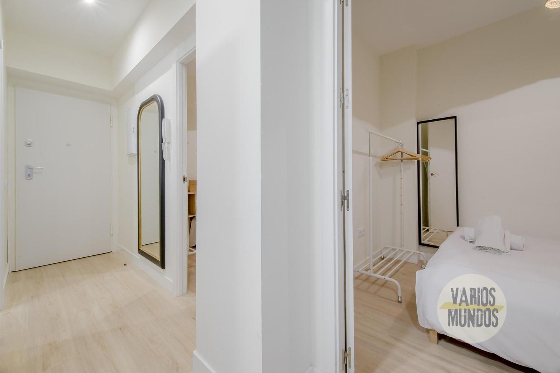 Cool Apt Para 9Pax En Plena Plaza De Chueca マドリード エクステリア 写真