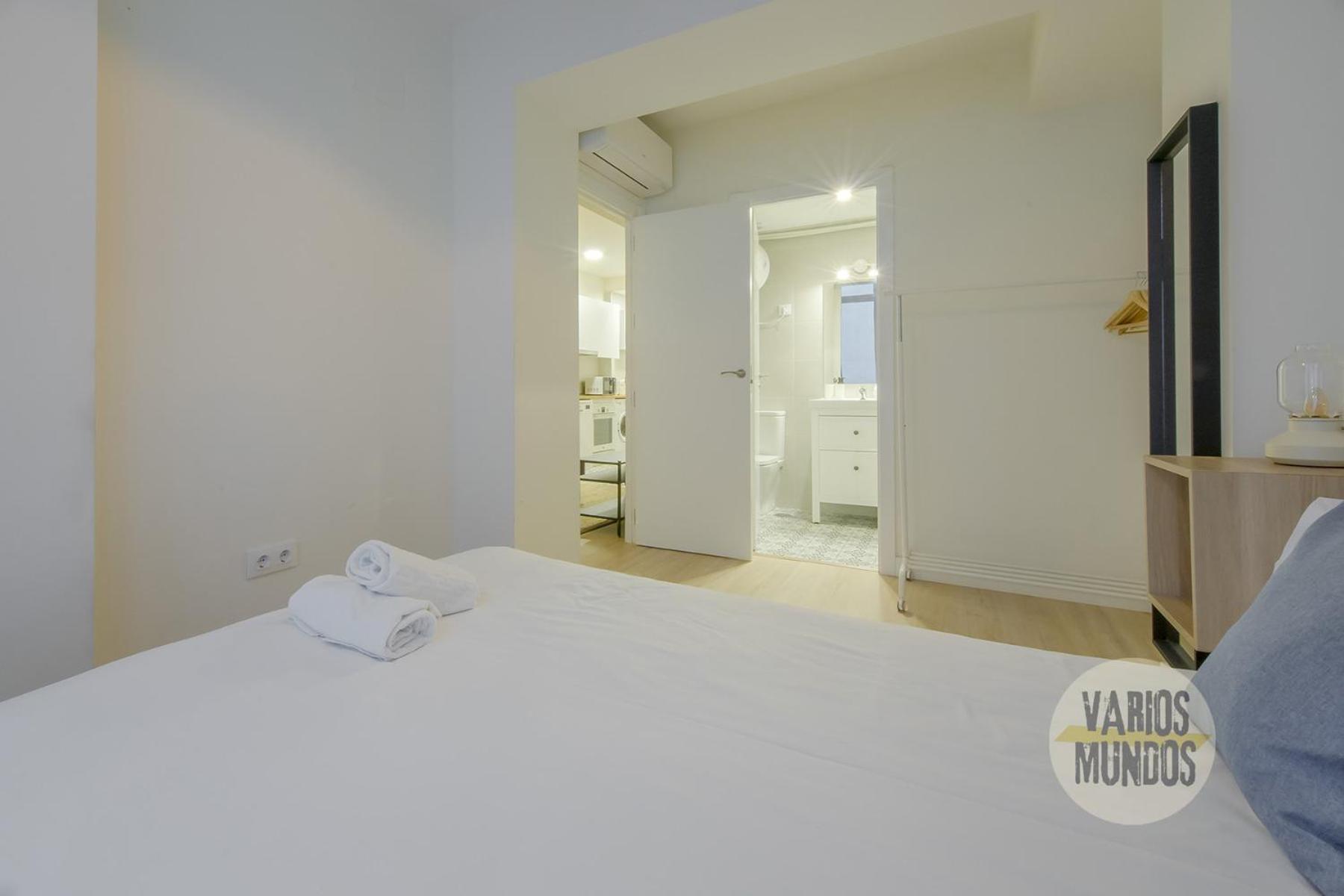Cool Apt Para 9Pax En Plena Plaza De Chueca マドリード エクステリア 写真