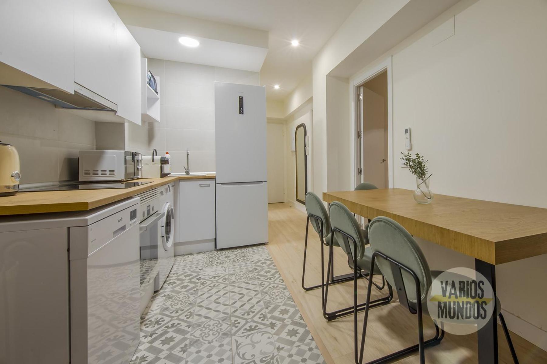 Cool Apt Para 9Pax En Plena Plaza De Chueca マドリード エクステリア 写真
